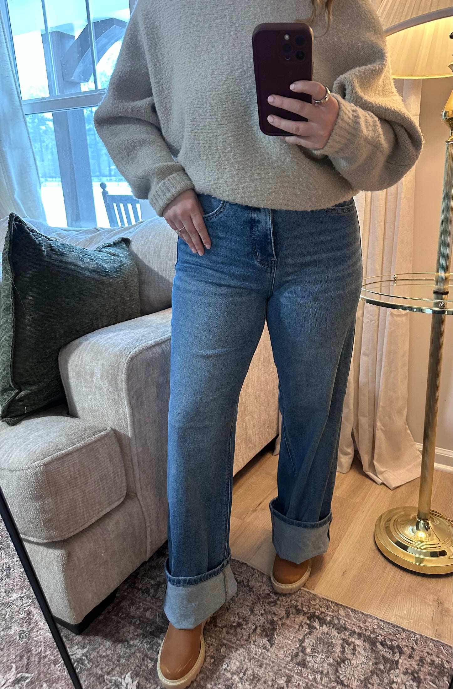 SUPER HIGH RISE BAGGY WIDE JEANS