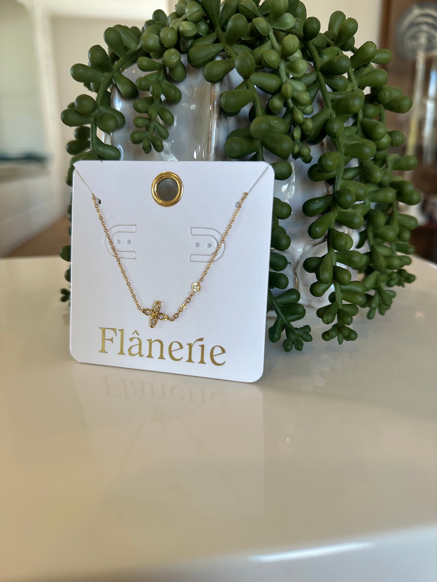 Clyra Necklace