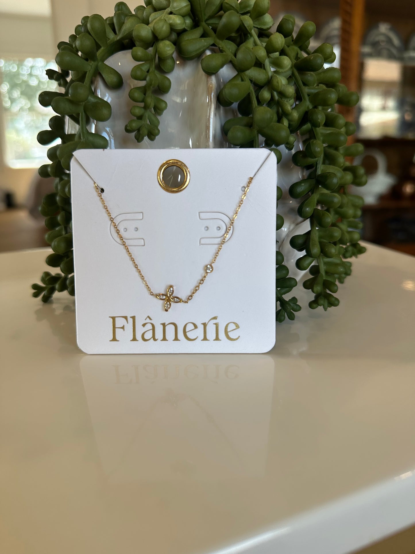 Clyra Necklace
